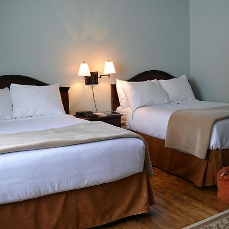 Anchor Inn Hotel And Suites Twillingate Esterno foto